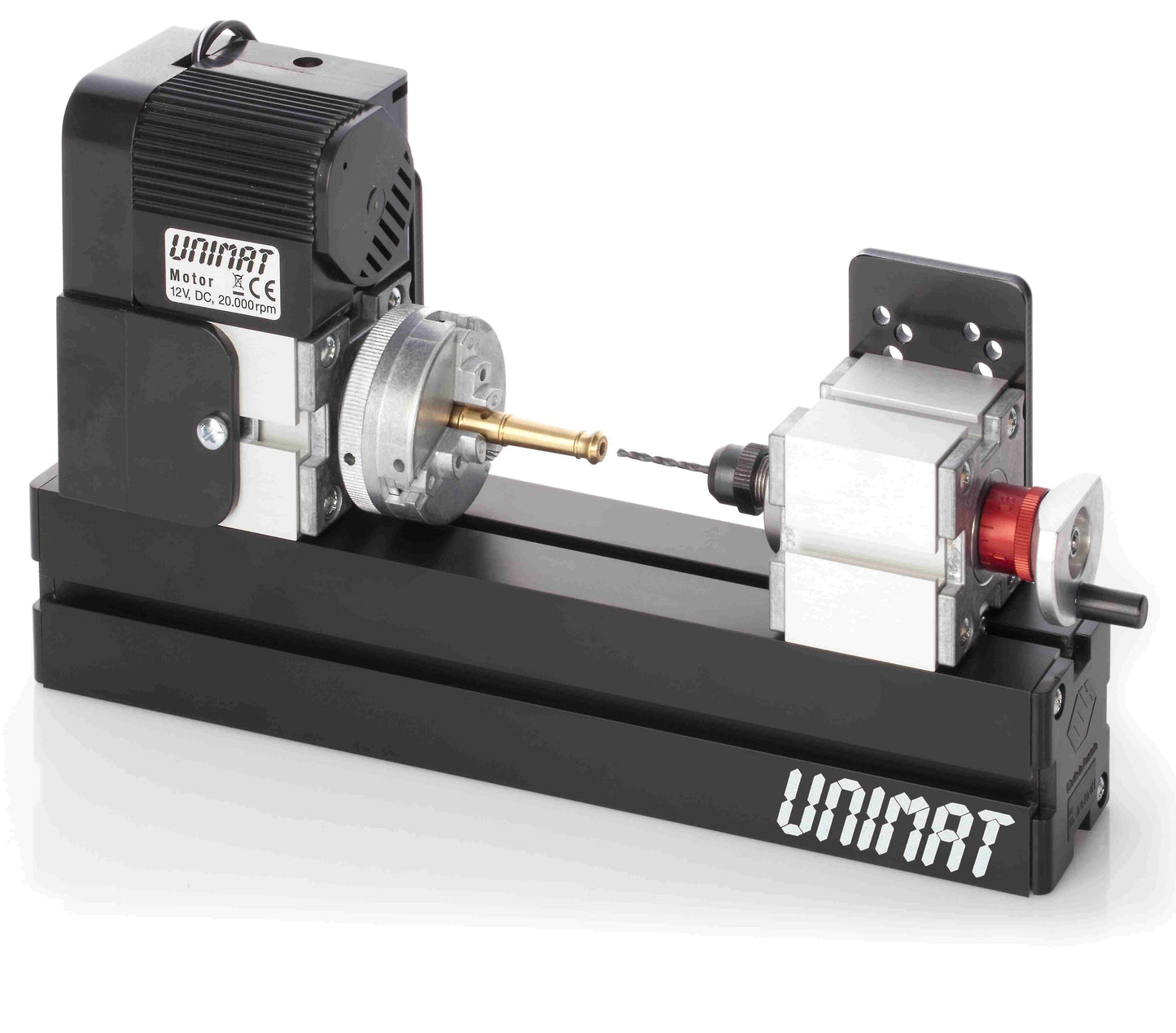 UNMAT Zentrierbohrmaschine aufgebaut mit Werkstück aus Messing