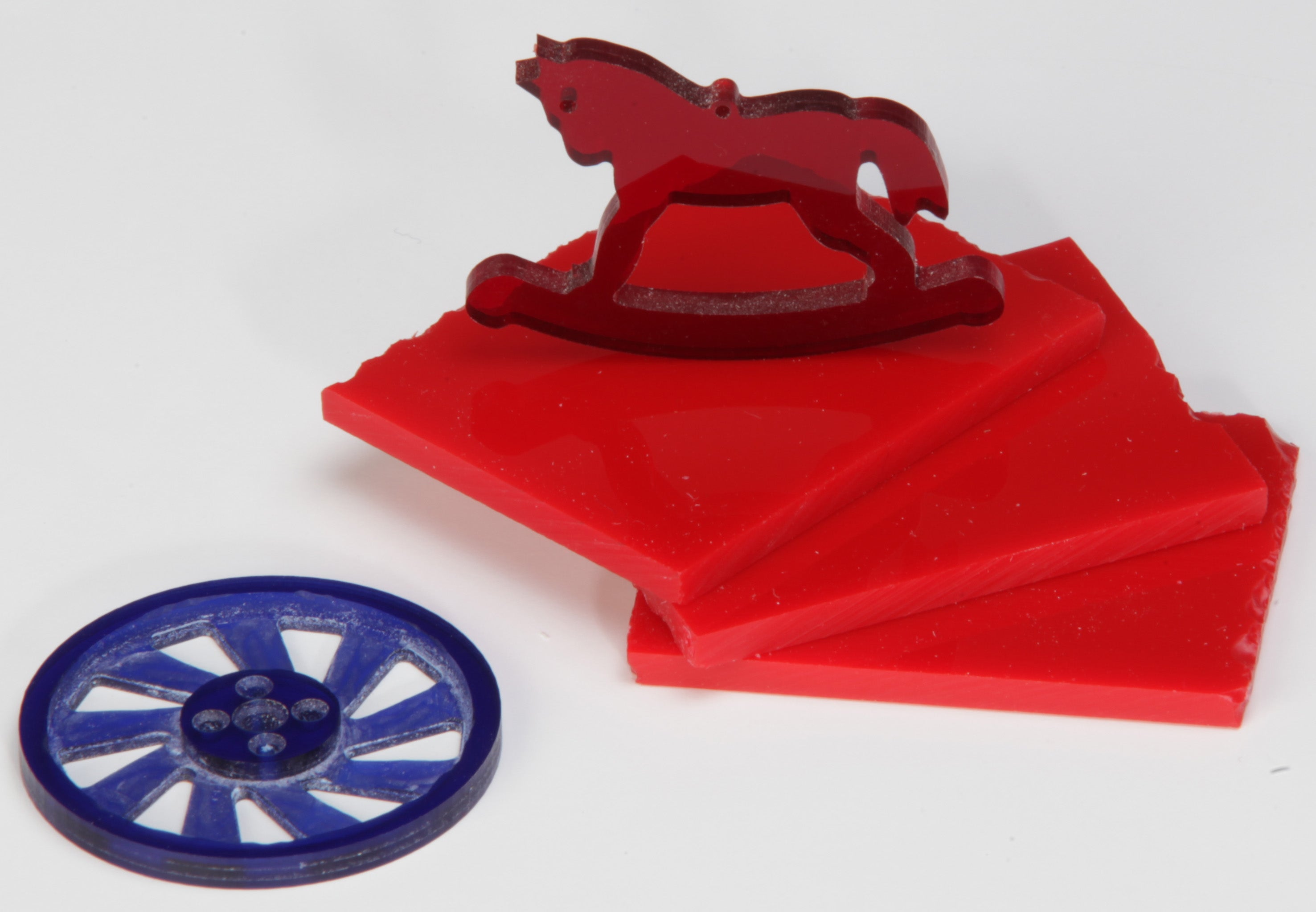 Acryl Platten rot 3 stück mit 2 Modellen aus Acryl, Pferd und Rad