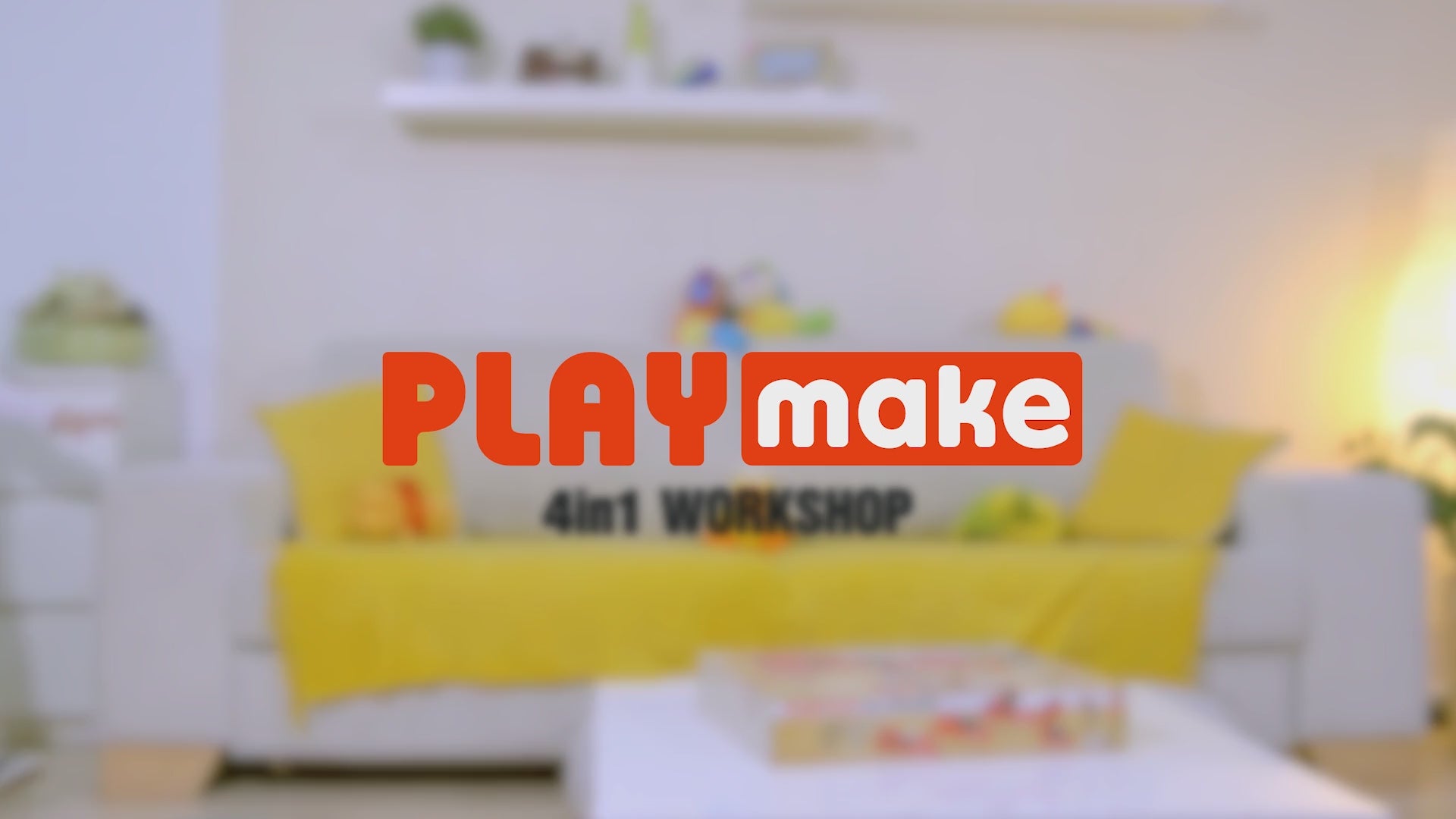 Video laden: playmake video das kinder beim spielen und aufbau von playmake zeigt, 2 kinder spielen mit der Stichsäge und der Drechsebank von PLAYmake und gestalten Modelle aus Holz